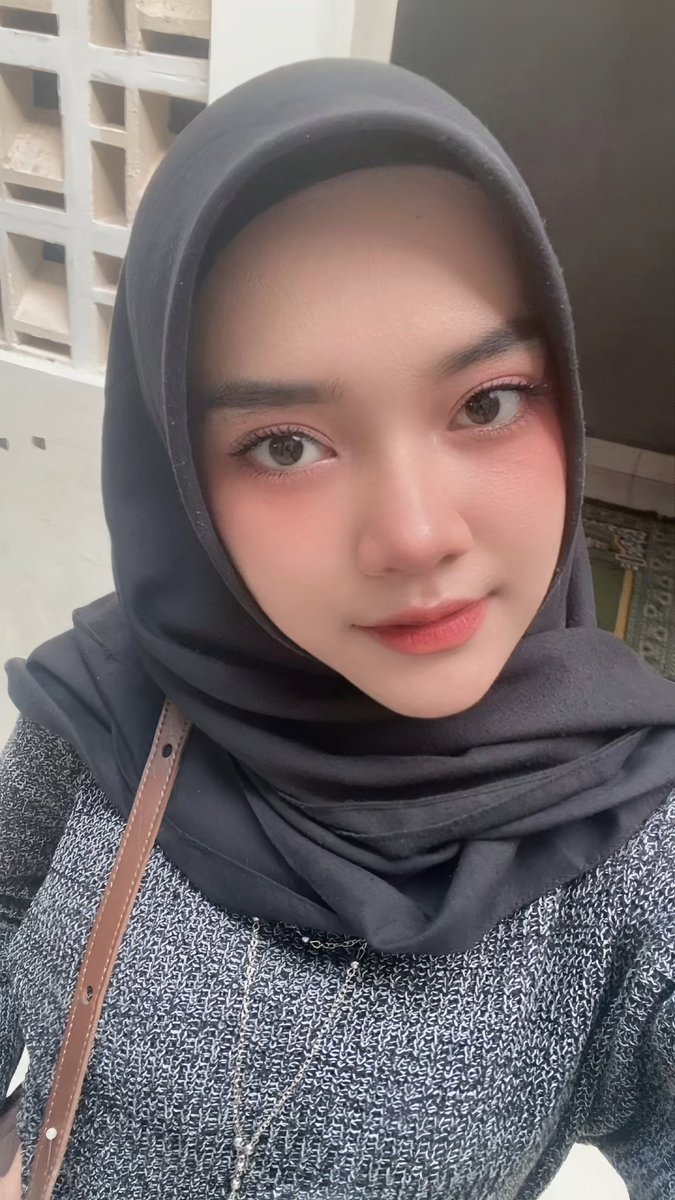 yawnzrara tweet media