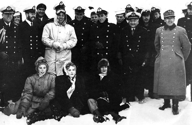 🇨🇱🇦🇶| Visita del presidente Gabriel González Videla y sus hijas a la Antártica (1948).