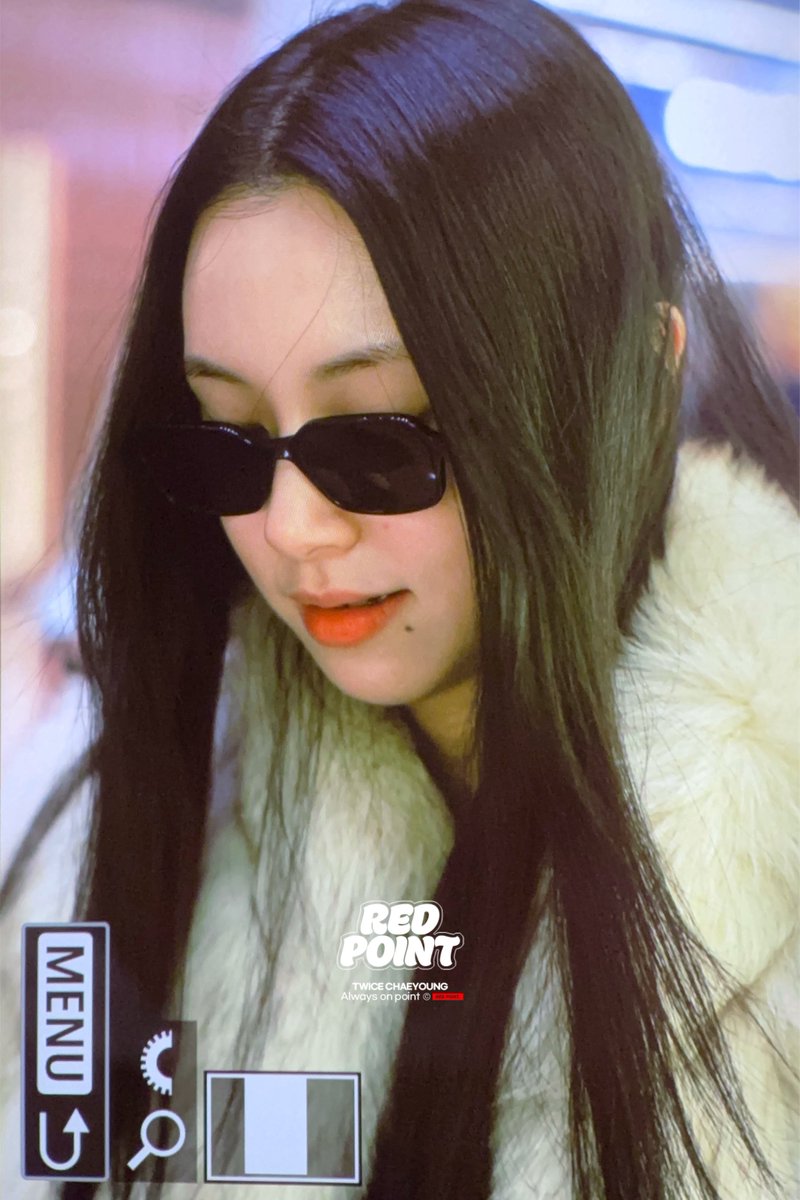 RED POINT💋. tweet media