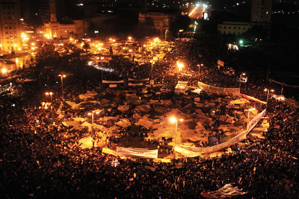 MMFathy01's tweet photo. #وعي
اليوم ذكرى تنحي مبارك !!
وهو أيضا ذكرى دعوة قيادات الإخوان المسلمين لترك الميدان والانتقال من المسار الثوري للمسار الإصلاحي الذي قاده الإخوان أنفسهم بعد اتفاقات الغرف المغلقة حتى أوصلنا لما نحن فيه اليوم !!

وقد كان الأولى أن تكون القاعدة .. ثورة في اليد خير من ألف مسار إصلاحي على الشجرة !!