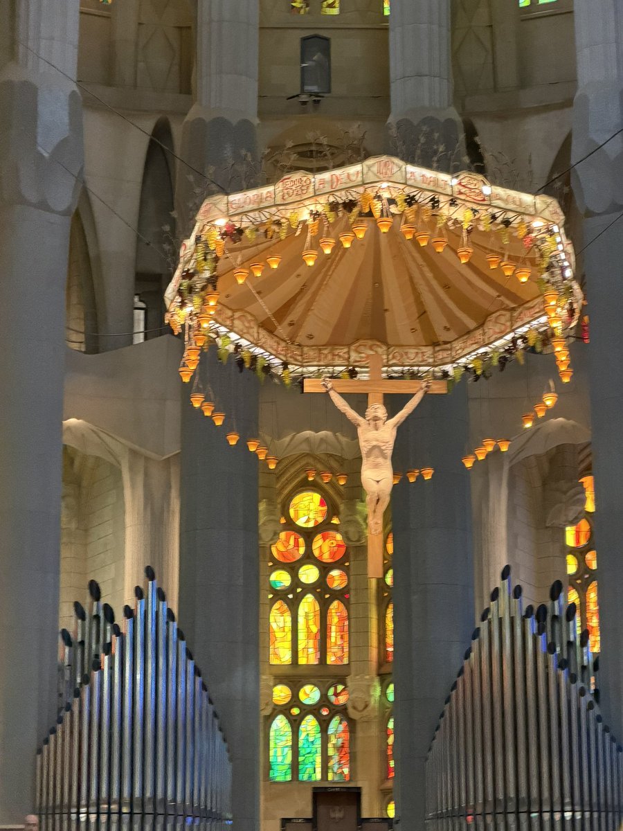 andre_barrera's tweet photo. Basílica de la Sagrada Familia ✨✨ https://t.co/67q13gg8d9