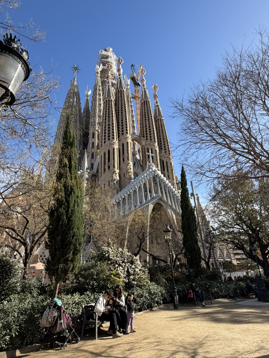 andre_barrera's tweet photo. Basílica de la Sagrada Familia ✨✨ https://t.co/67q13gg8d9