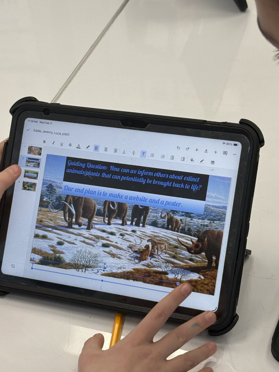 Jackson Ave School tweet media