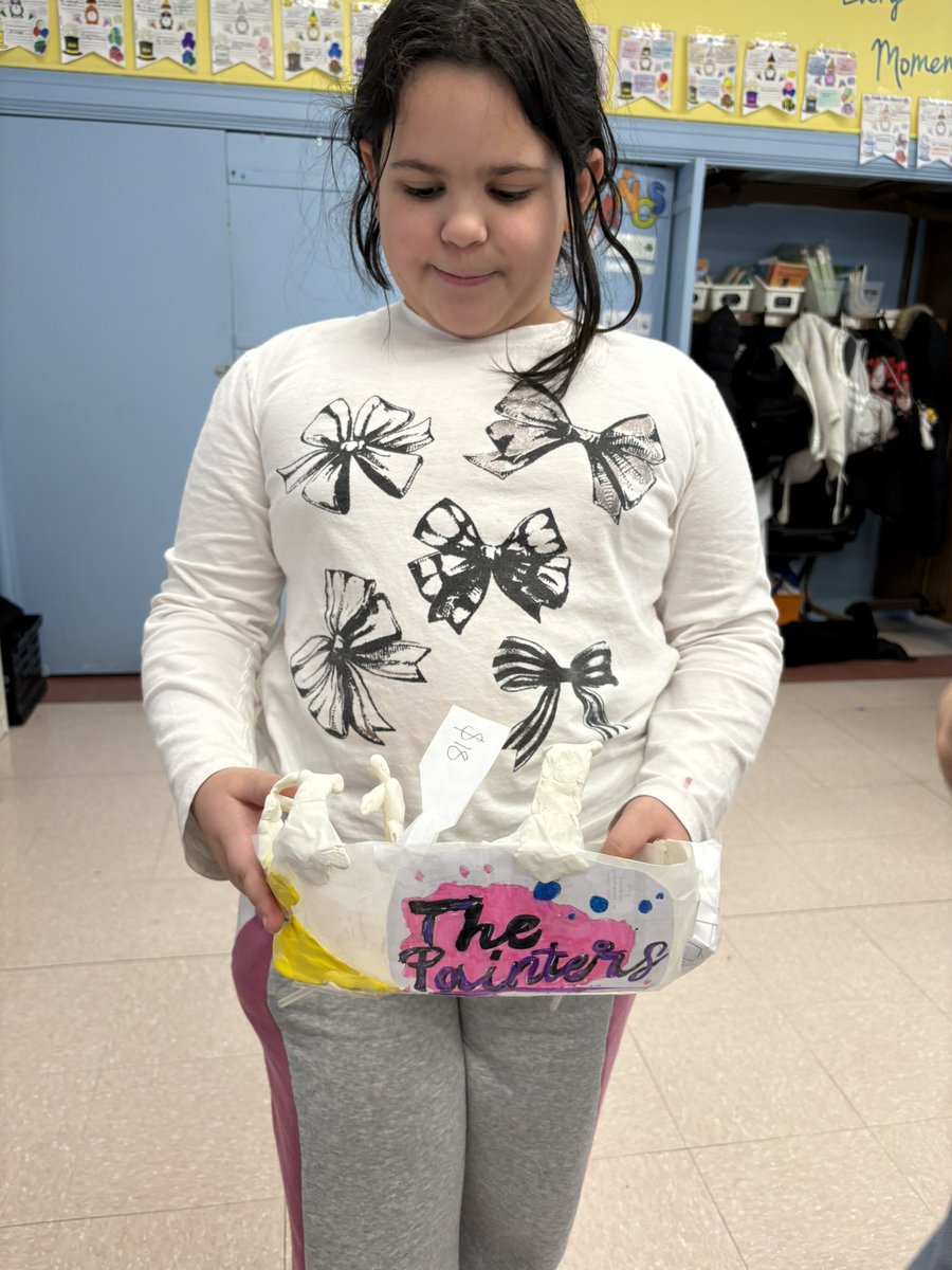 Jackson Ave School tweet media