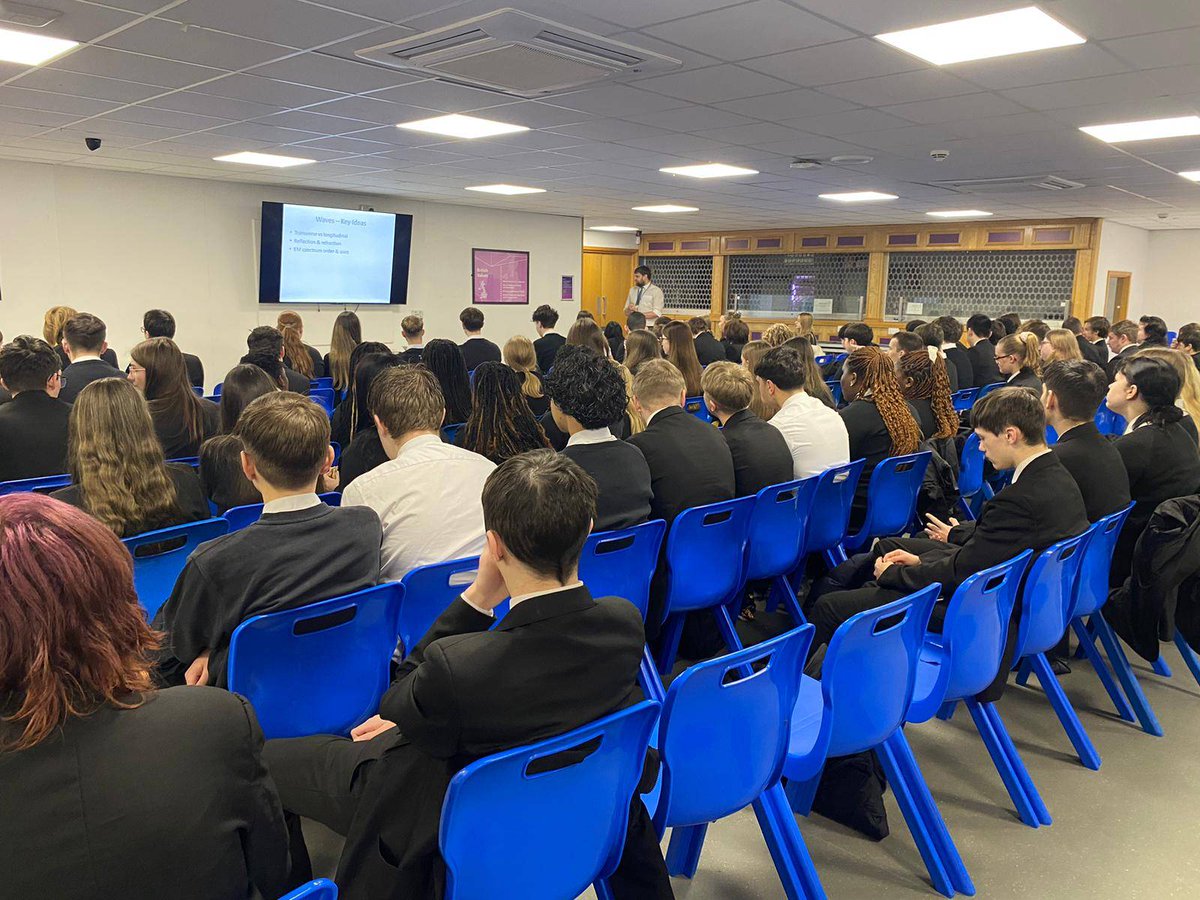 SuttonAcademy's tweet photo. Great to see another fantastic exam warm-up taking place this morning 🙌 This time it was Science, getting students focused and confident ahead of their morning exam. 🔬✨ #science #exams #prep #thesuttonway https://t.co/koz4Du58Rm