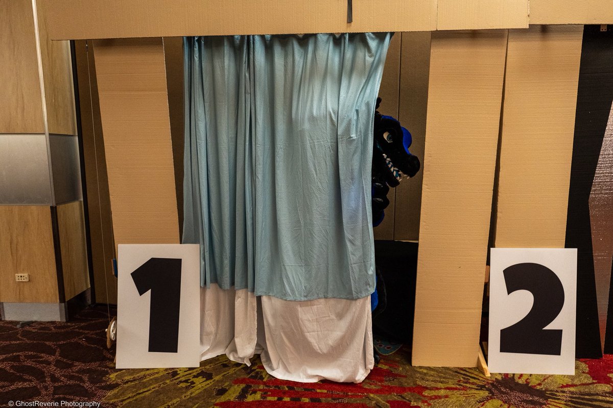 Psst, hey. Is it the weekend yet? I’m trying to hide from my responsibilities :3

📸<a href="/GhostReverie_NM/">Reverie</a> 
🪡<a href="/RitzCostumes/">Ritz Costumes</a> 

#furry #fursuit #furryfandom #blfc2025