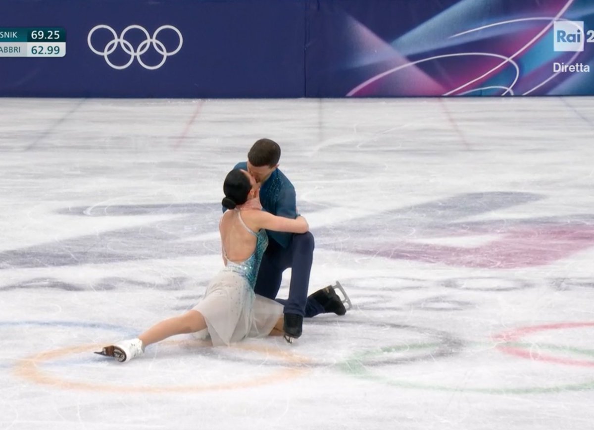 Maghi_98's tweet photo. siete e resterete per sempre i nostri diamanti più belli GRAZIE CHARLENE E MARCO🫂✨ #milanocortina2026 https://t.co/Vn3ltdCLvn