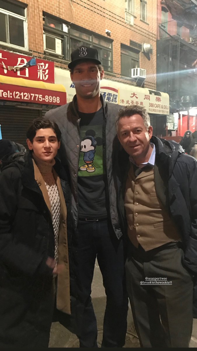 David Mazouz shared a new picture taken on the set of #Gotham season 3.

📷: davidamazouz/IG Story