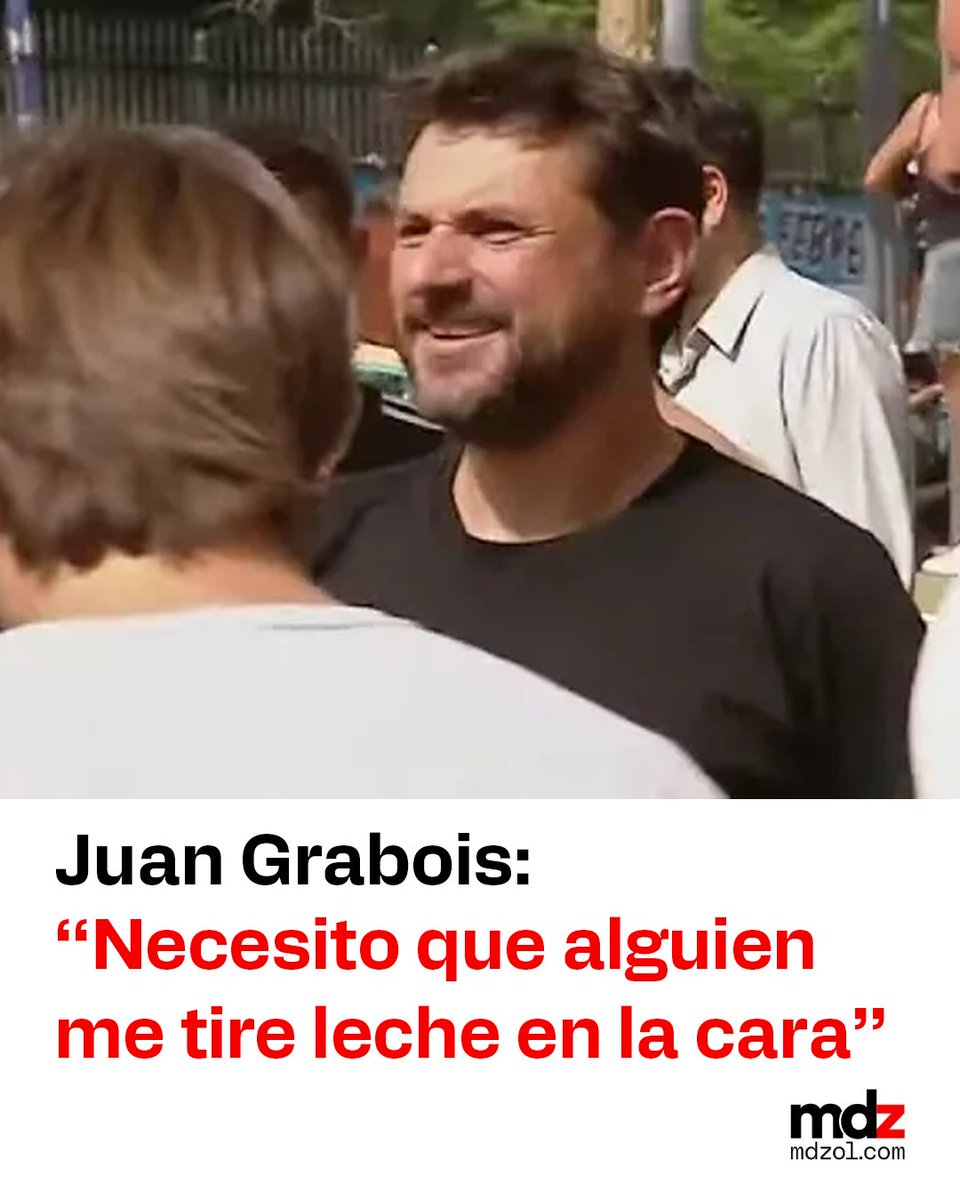 ABRÍ LA BOQUITA

Al Diputado, Juan Grabois, le tiraron gas pimienta en medio de las protestas violentas y declaró:
"Necesito que alguien me tire leche en la cara, tírenme leche ya! "