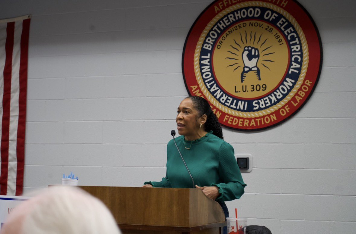 Juliana Stratton tweet media