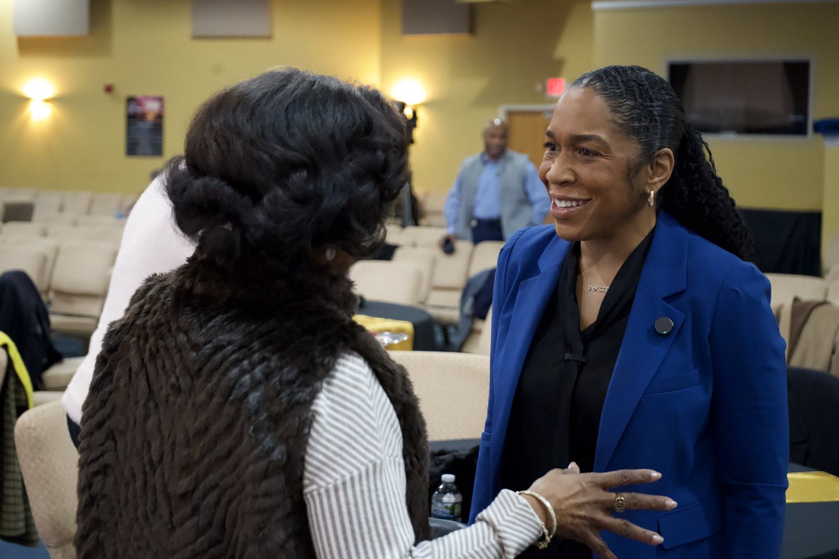 Juliana Stratton tweet media