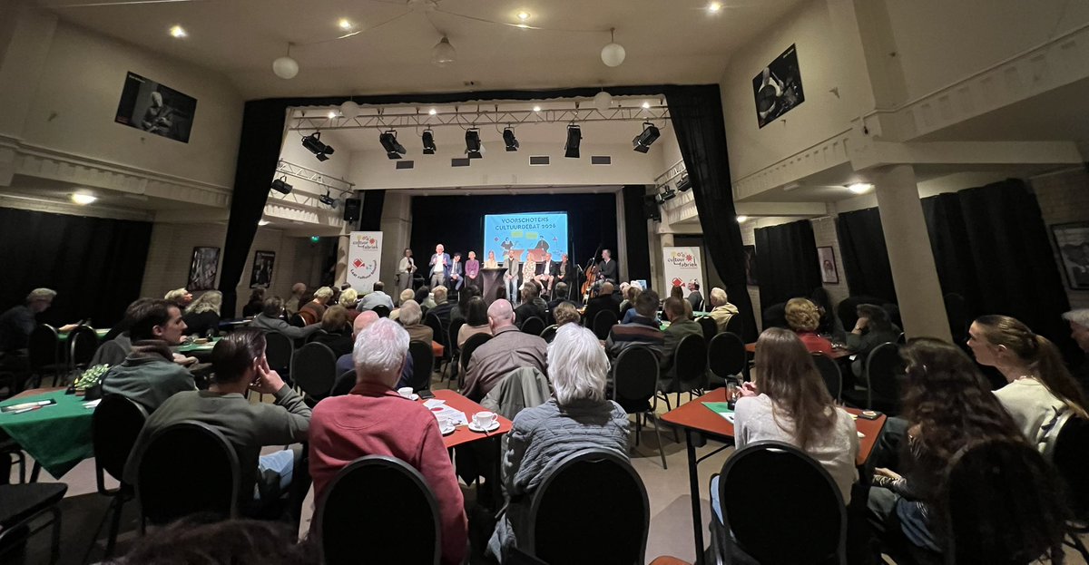 NStemerdink's tweet image. De kop is eraf! Het eerste #verkiezingsdebat in #Voorschoten was vanavond in het Cultureel Centrum over (hoe kan het ook anders) cultuur. 
Mooi optreden van alle aan de verkiezingen deelnemende partijen.
#GLPvdA #VVD #VL #CDA #D66 #SP #FvD
#GR2026 #verkiezingen 🗳️✏️