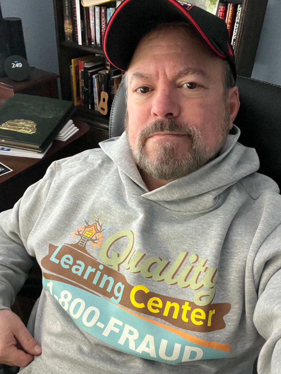 Tom the Writer tweet media