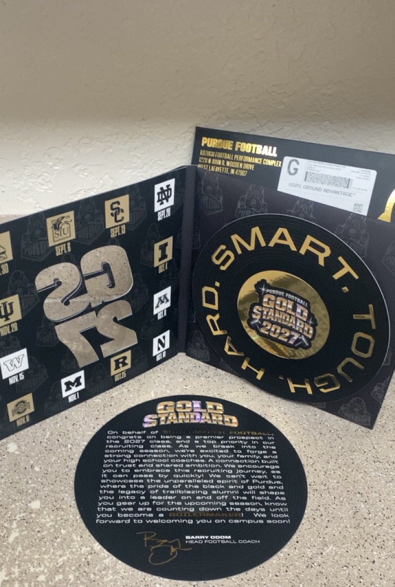 JaidenDavis38's tweet photo. I appreciate the mail &amp; love from Purdue 🚂  @BoilerFootball @CoachJakeTrump 
#goldstandard 
#GS27 https://t.co/4QgVEDiyeI