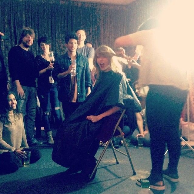 throwbackgaylor's tweet photo. twelve years ago today, taylor swift got the ‘karlie kut’ three months after telling karlie kloss at the 2013 vsfs, “ohhh, i want to cut my hair. karlie, if you see me in a few months with that haircut, know it's because of you.”

february 11, 2014 https://t.co/2BBlcdsulk