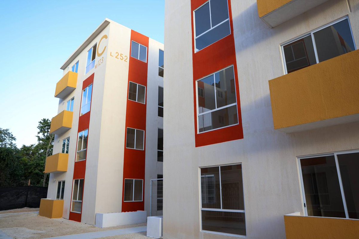 QuintanaRooHoy1's tweet image. #ViviendaDelBienestar 🏠📃 | Más familias con certeza jurídica en Cancún. Un paso más para fortalecer comunidades y el patrimonio familiar.
Nota completa: wp.me/p9prmQ-24fR
@anapatyp
#Cancún #INFONAVIT #BienestarSocial #QuintanaRoo #BenitoJuárez