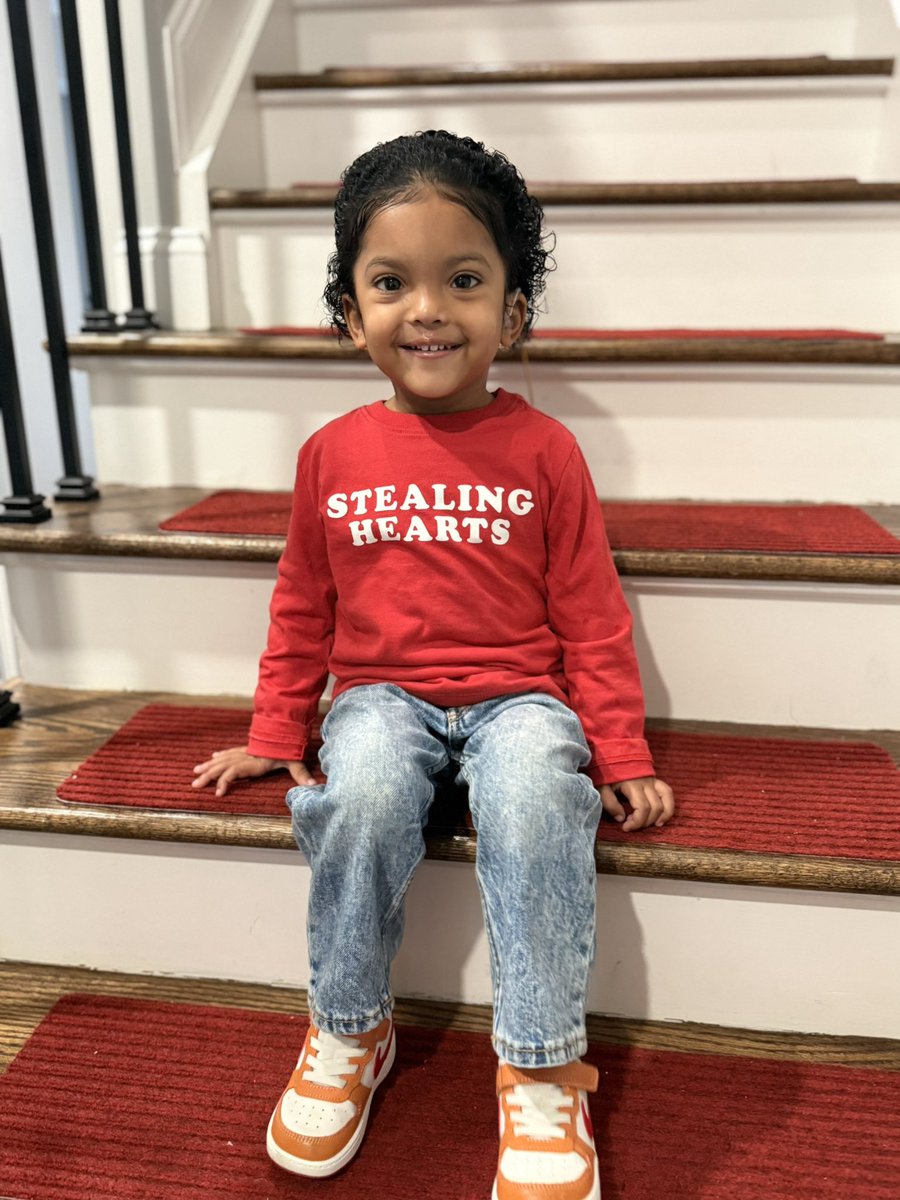 SpinKings platform interface showcasing games and features