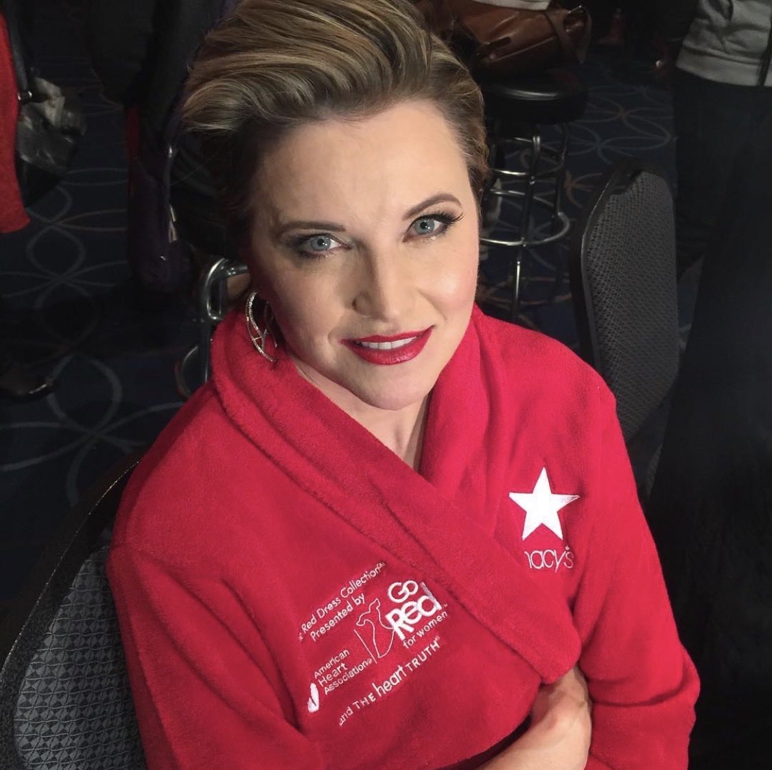 Lucy Lawless tweet media