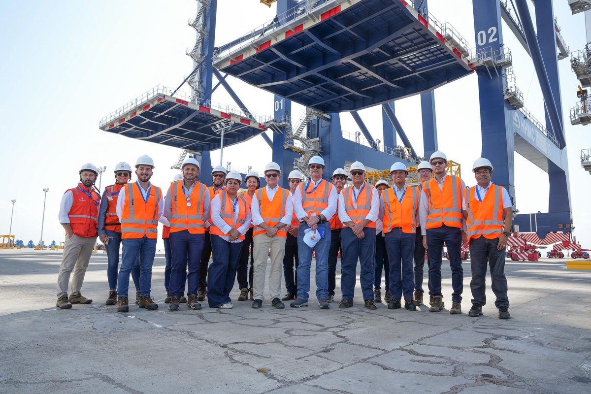 ANI_Colombia's tweet photo. @MinTransporteCo @ostoyar @Milenapjimenez 🛳️ Se espera que esta terminal, cuya vocación es multipropósito (contenedores, graneles, carga general y vehículos) inicie operación en las próximas semanas🙌🏼. https://t.co/1DyRCJ65fD