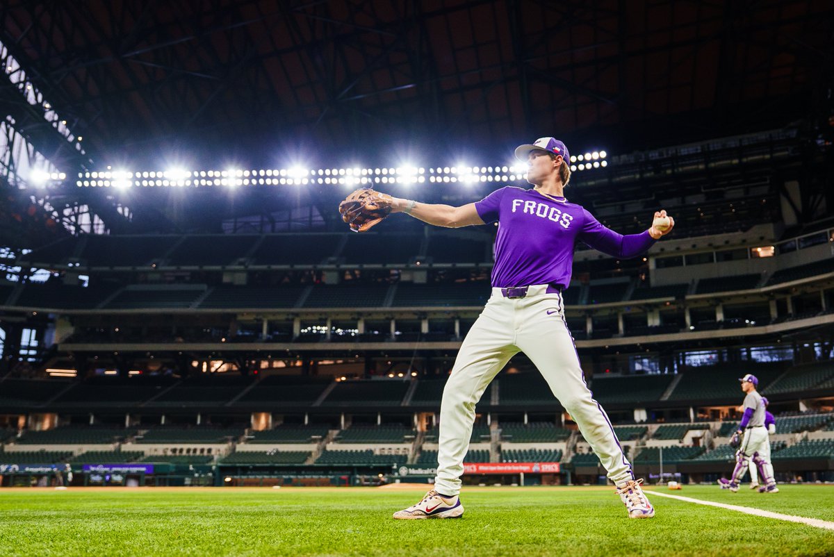 TCU Baseball tweet media