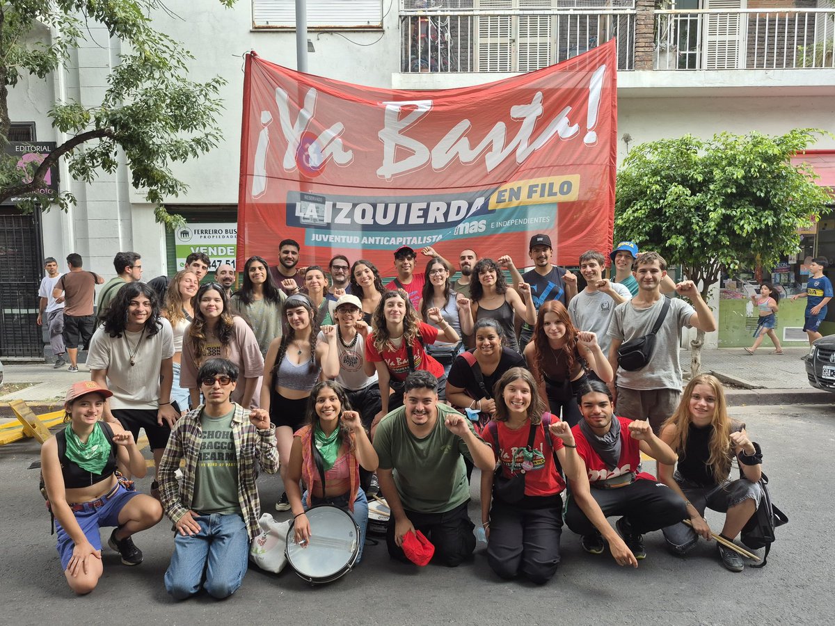Desde el ¡Ya Basta! Filo estuvimos movilizando en el Congreso junto al Sitrarepa y al Nuevo MAS para tirar abajo la contrarreforma laboral ✊🏽