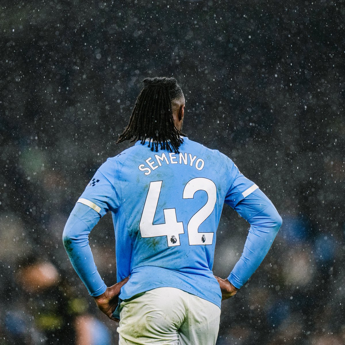ManCityPT's tweet photo. 🇬🇭 𝐀𝐒𝟒𝟐 🇬🇭 https://t.co/Pn7IRbWu1q