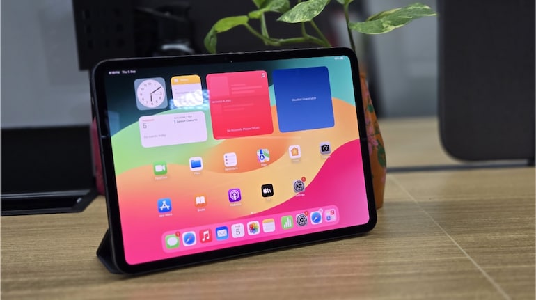 BrijSoral88's tweet photo. Time to update to iOS 26.3
#Apple #iPhone #iOS #technology #iPhone17 #iPhone17Pro #iPhone17ProMax #IPAD11 https://t.co/DkwvT9OpGF