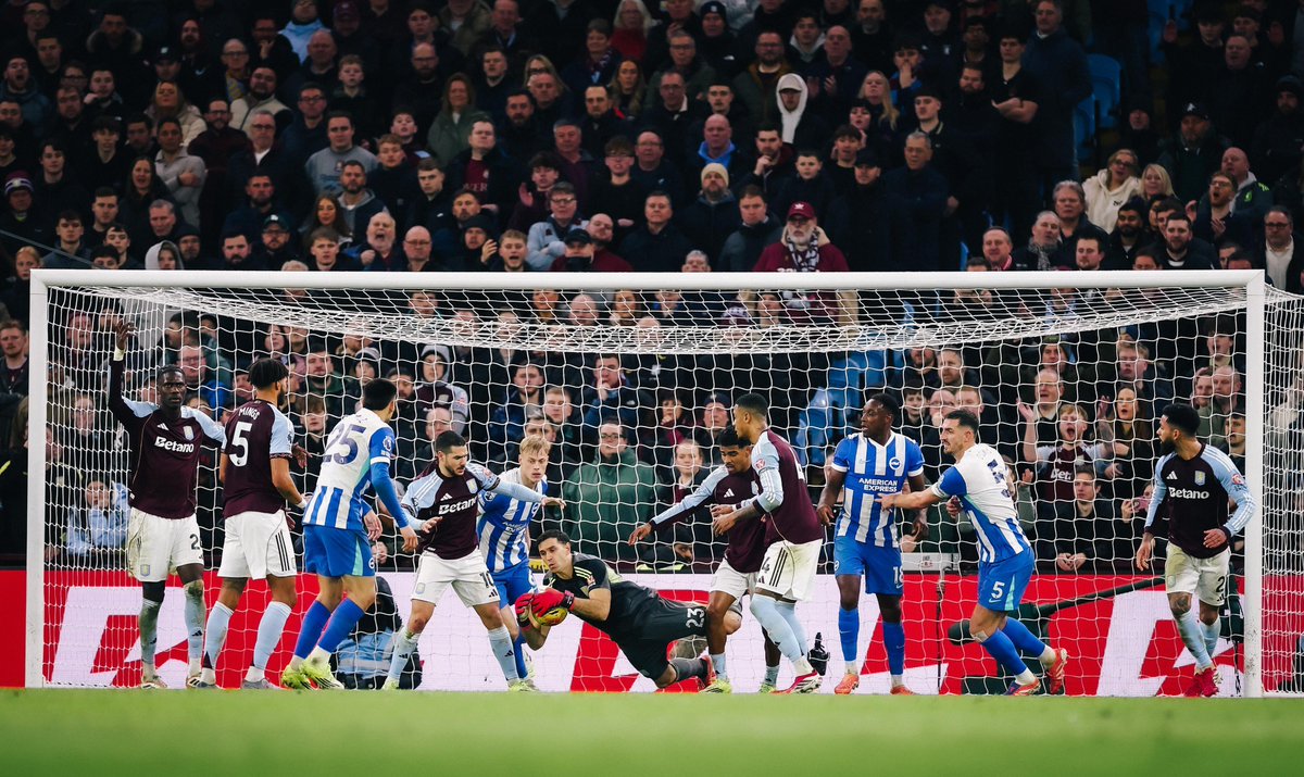 Emi Martínez tweet media