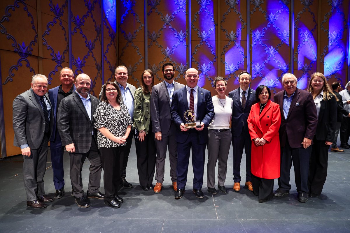 abby ettel tweet media