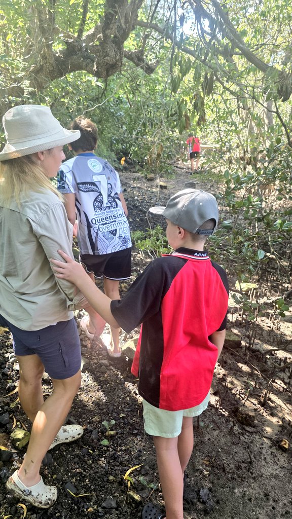 SMEEAndrew's tweet photo. Being ablie to offer great experiences for students who require greater support outside of mainstream educational settings is highly rewarding. #AlbionParkHS students had a great day supported by their own fantastic staff. #IEEC #publiceducation #EnvironmentalEd https://t.co/JWAcew2cts