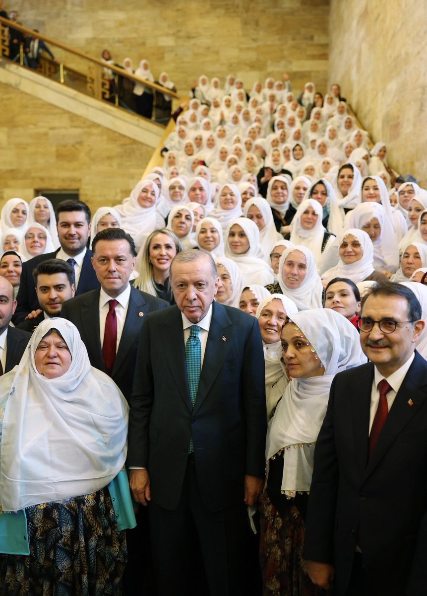 Günün fotoğrafı…
Eskişehir Mihalgazi heyeti TBMM’de…