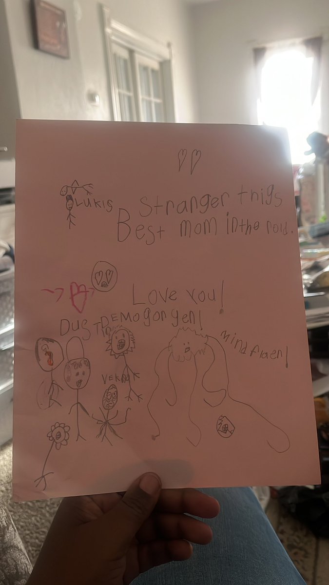 ASAPNiquee's tweet photo. My sons valentines day card ft stranger things 🫶🏾 #StrangerThings5 @Stranger_Things @StrangerNews11 https://t.co/lVUumyhD78