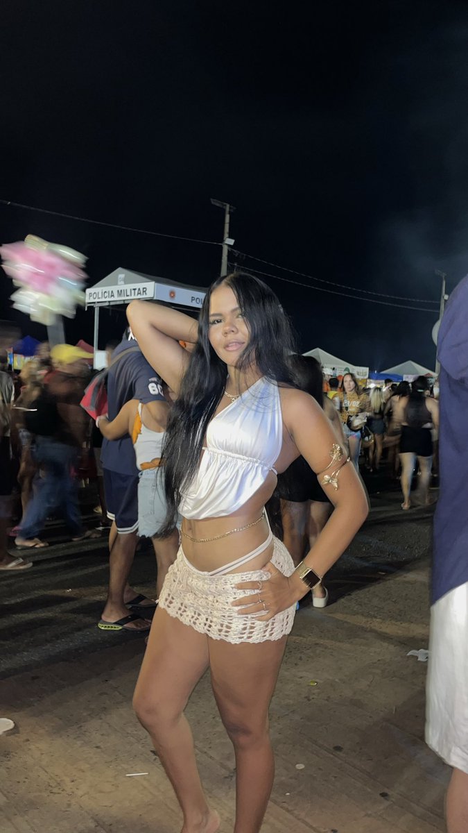 tatah.cruuz tweet media