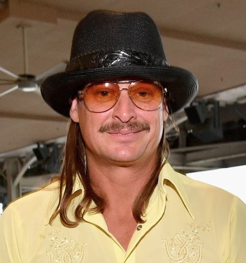 #Música | ¿Quién es Kid Rock? 

🎸 La apuesta conservadora frente a Bad Bunny en el Super Bowl LX

👉 lazafra.com.mx/index.php/2026…

#Oaxaca