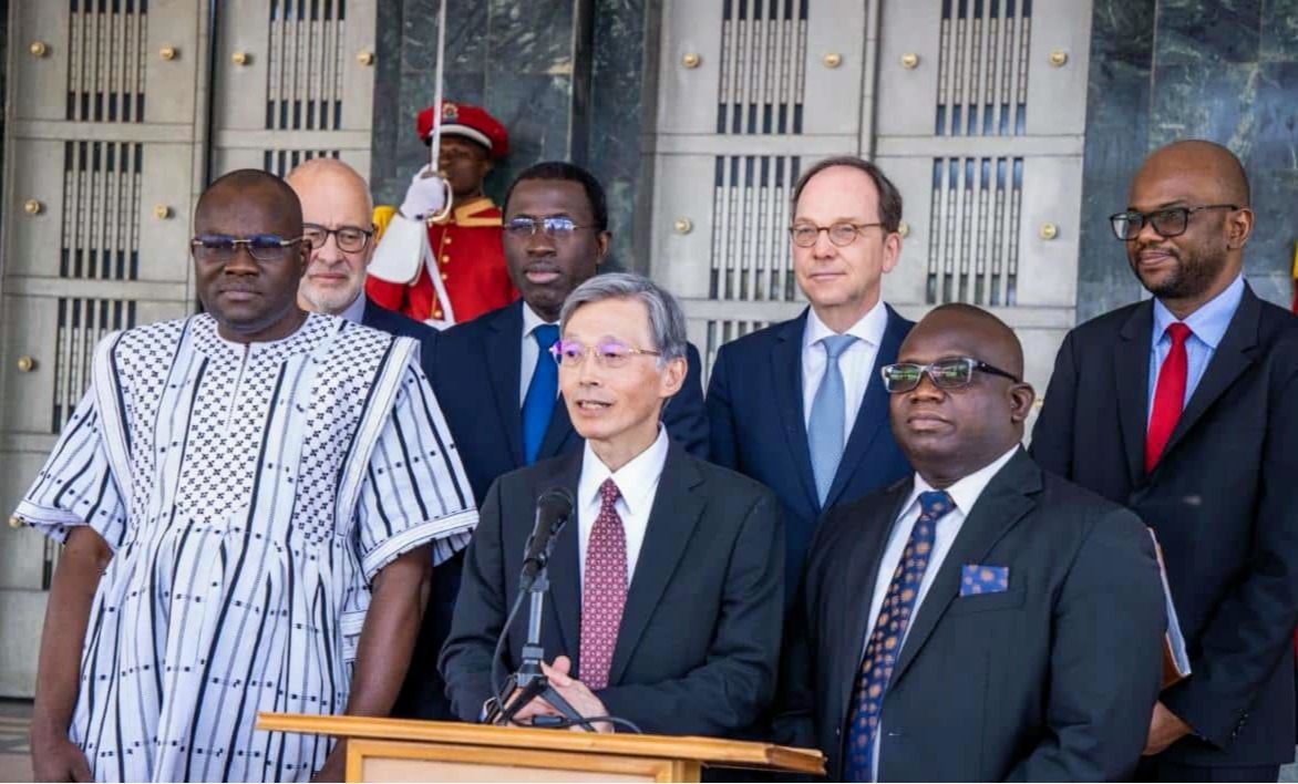 Le Directeur général adjoint du FMI, M. Okamura était au Burkina Faso et en Côte d’Ivoire pour rencontrer de hauts responsables et discuter de réformes pour la stabilité et la croissance. Il a réaffirmé l’engagement du FMI.

🇧🇫: imf.org/fr/news/articl…
🇨🇮: imf.org/fr/news/articl…