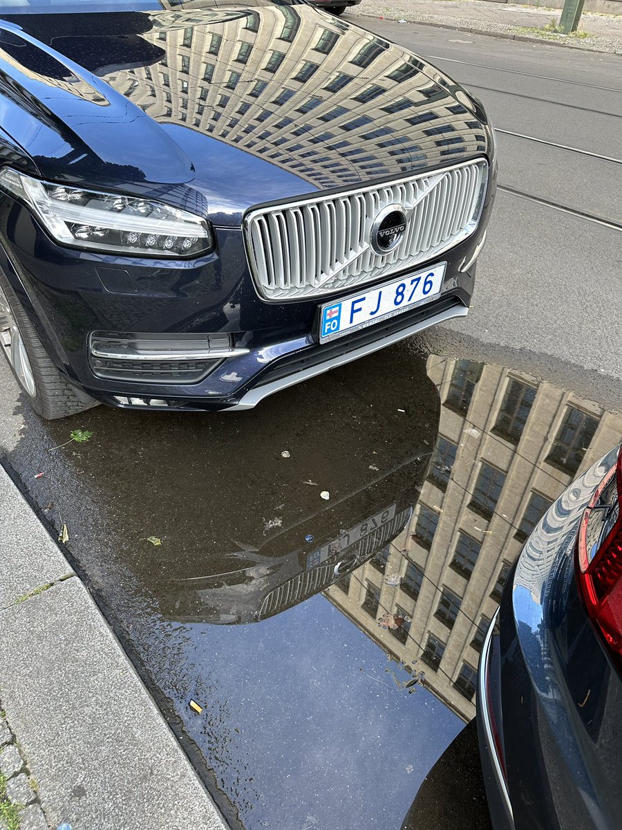 murcooo's tweet photo. @estokenee Faroe Islands plate in Berlin. https://t.co/uiatQpgxex