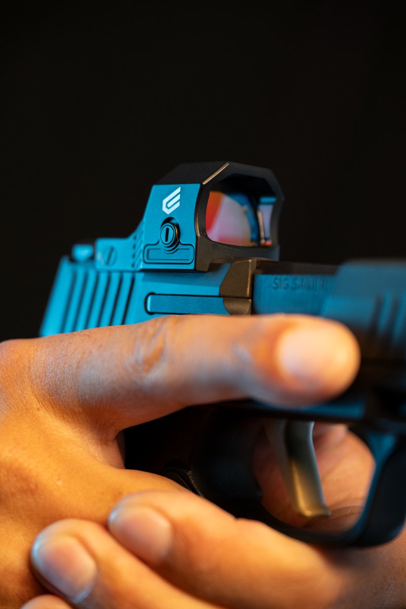 Cyelee Optics tweet media