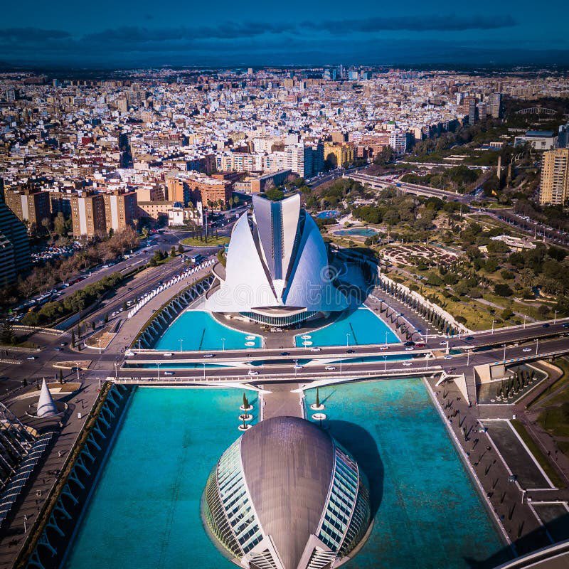 SSandraSoler's tweet photo. Valencia ✨ https://t.co/NvY5wgUV7O