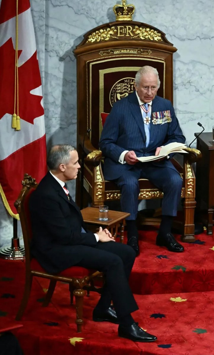 GotSanctuary's tweet photo. @MassSkeptic @WallStreetApes Canada is a Constitutional Monarchy, with a Parliamentary Democracy, power resides with the govt, not the people - Americans said ain't happening anymore in 1776.

Alberta and Quebec seperation attempts are equivalent to the 13 colonies "Olive Branch" letter to the King. https://t.co/LXh2NXrO6B