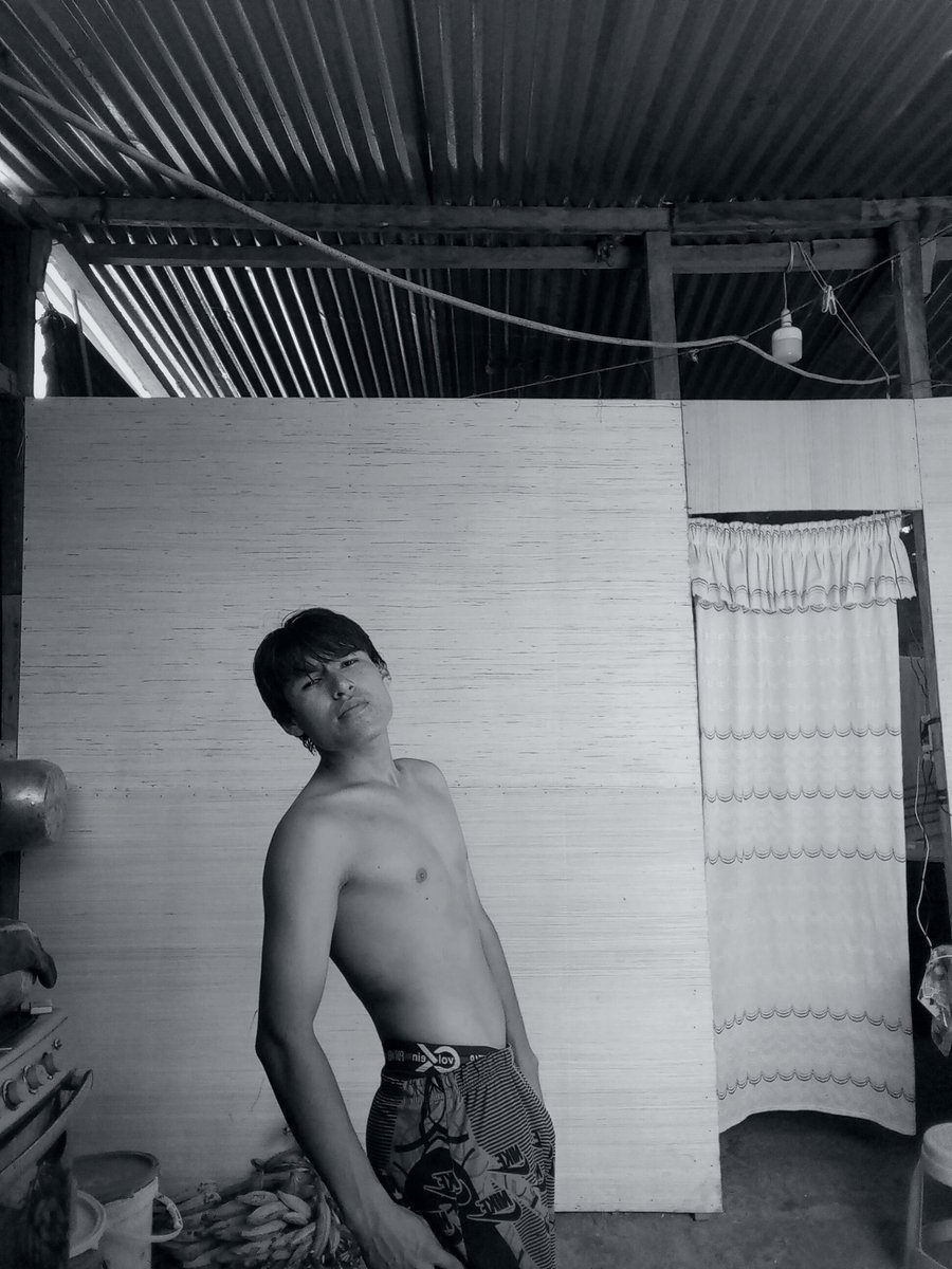 RAsipales's tweet photo. No se porque perooo, ami me encanta mucho las fotos en blanco y negro, ¿ qué opinan? 😋🥥💦 https://t.co/MN8CYojA2f