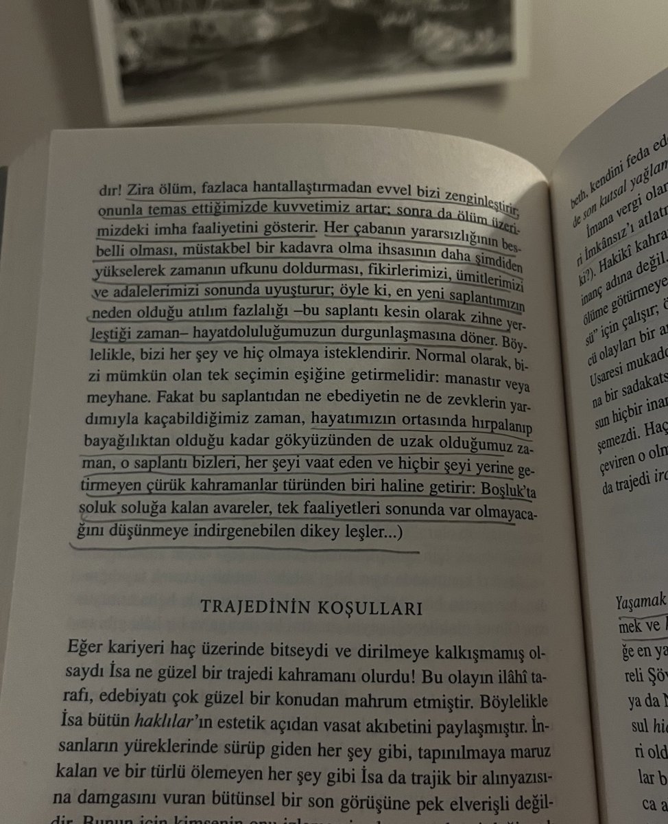 Bu kitap niye bu kadar yorucu????