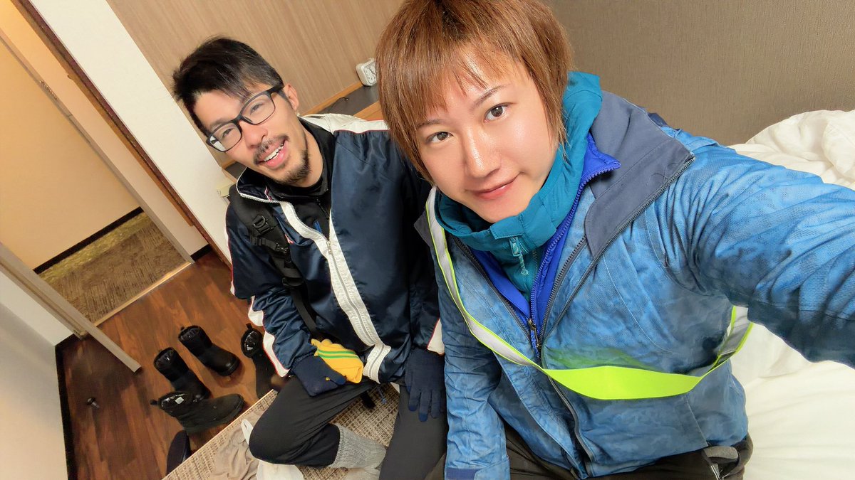 subsyc's tweet photo. 徒歩旅 12日目 クマ出没ゾーン突入
しみっちゃんサポートで撃退してもらう

KICK 生配信 https://t.co/UVrESCVuNV https://t.co/shFMn1nBG9