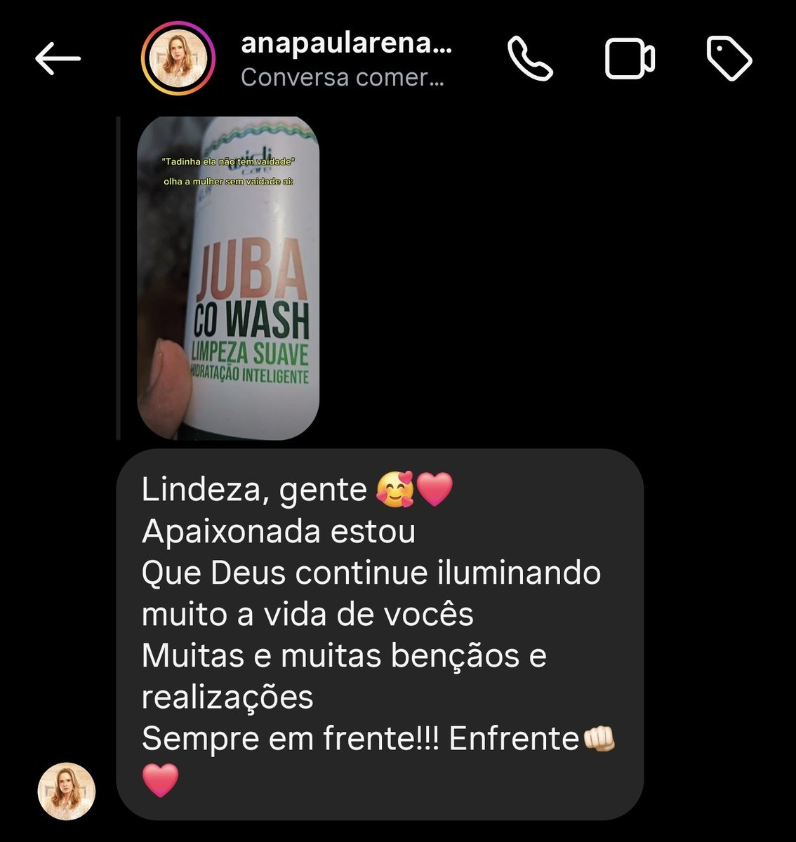 Na vida real, quando um vídeo da minha mãe viralizou e recebeu comentários racistas sobre o cabelo dela, a Ana Paula me mandou essa mensagem. Pra mim, ser aliado é isso: se importar quando não tem câmera, quando não tem plateia, quando ninguém está olhando.