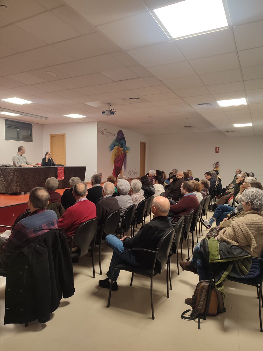 IU Sanfer 🔻 tweet media