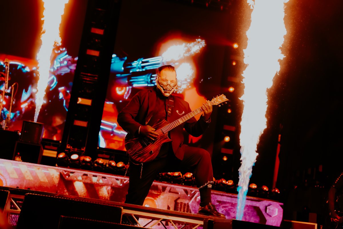 Hive Magazine tweet media