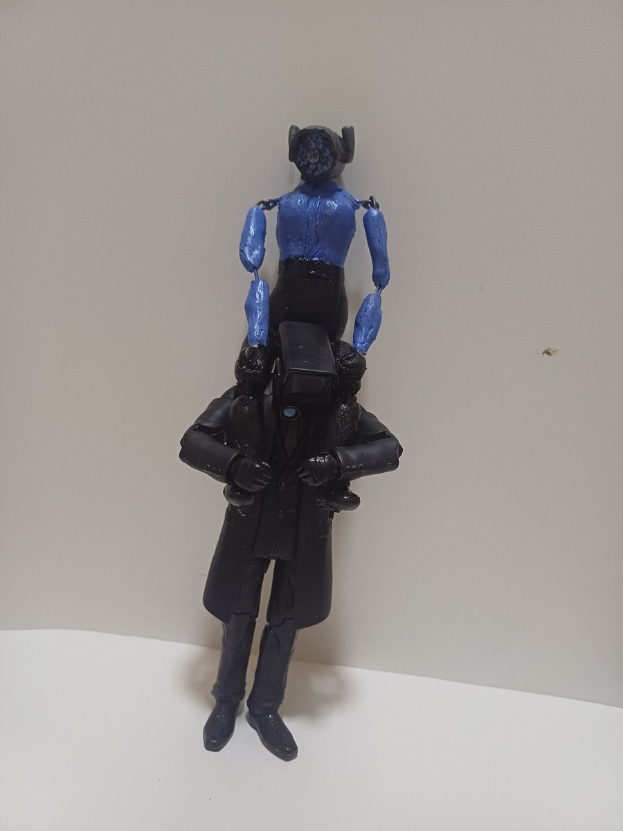 ೯4ႶᎽ(-ω-) tweet media