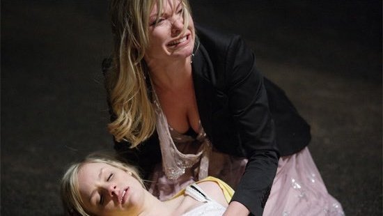 SianThymes's tweet photo. the way ronnie mitchell sorrowmaxxed and traumamogged her way about the square https://t.co/KflTYpFvvr