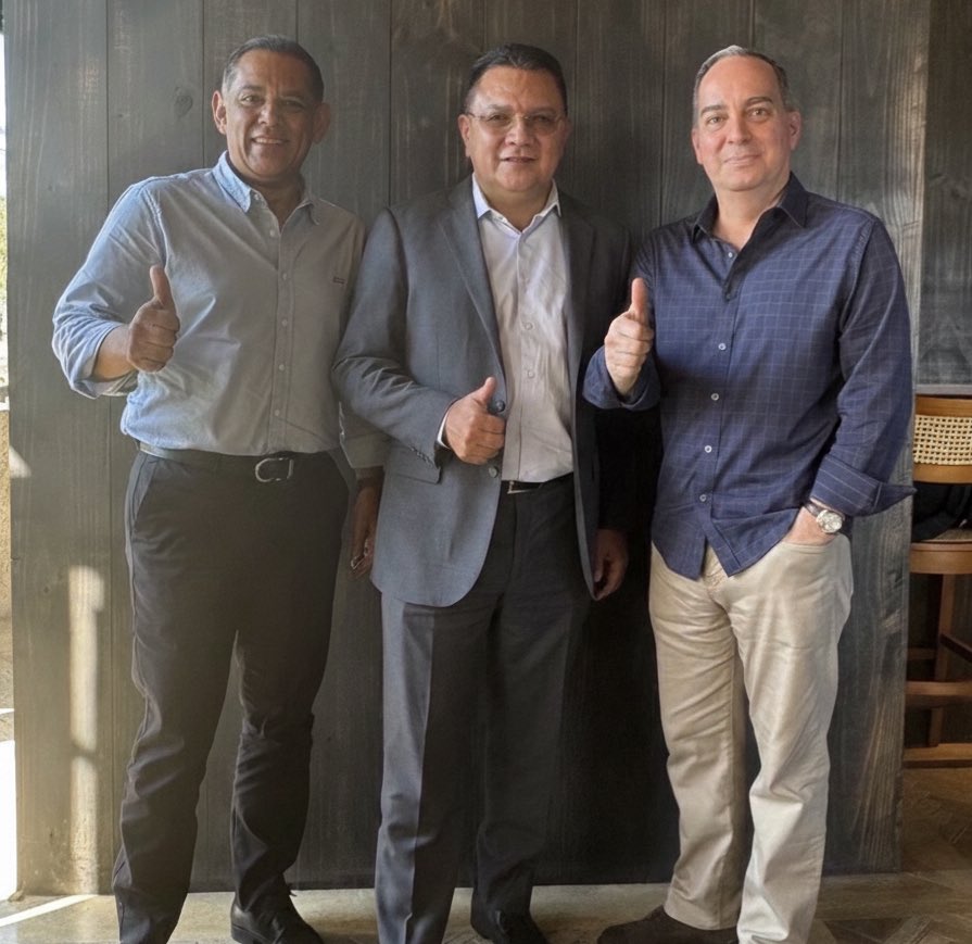 Reunión extensa con el Pte. de la liga <a href="/jorgeherrerahn/">Jorge Herrera</a>. Satisfecho de ver que tiene claro el rumbo para recuperar el fútbol hondureño.

El fútbol le cuesta a los 11 clubes de la <a href="/lnfphonduras/">Liga Hondubet</a>, NO a la <a href="/FFH_Honduras/">Federación de Fútbol de Honduras (FFH)</a>.
Este torneo contará con VAR. Adiós injusticias arbitrales.