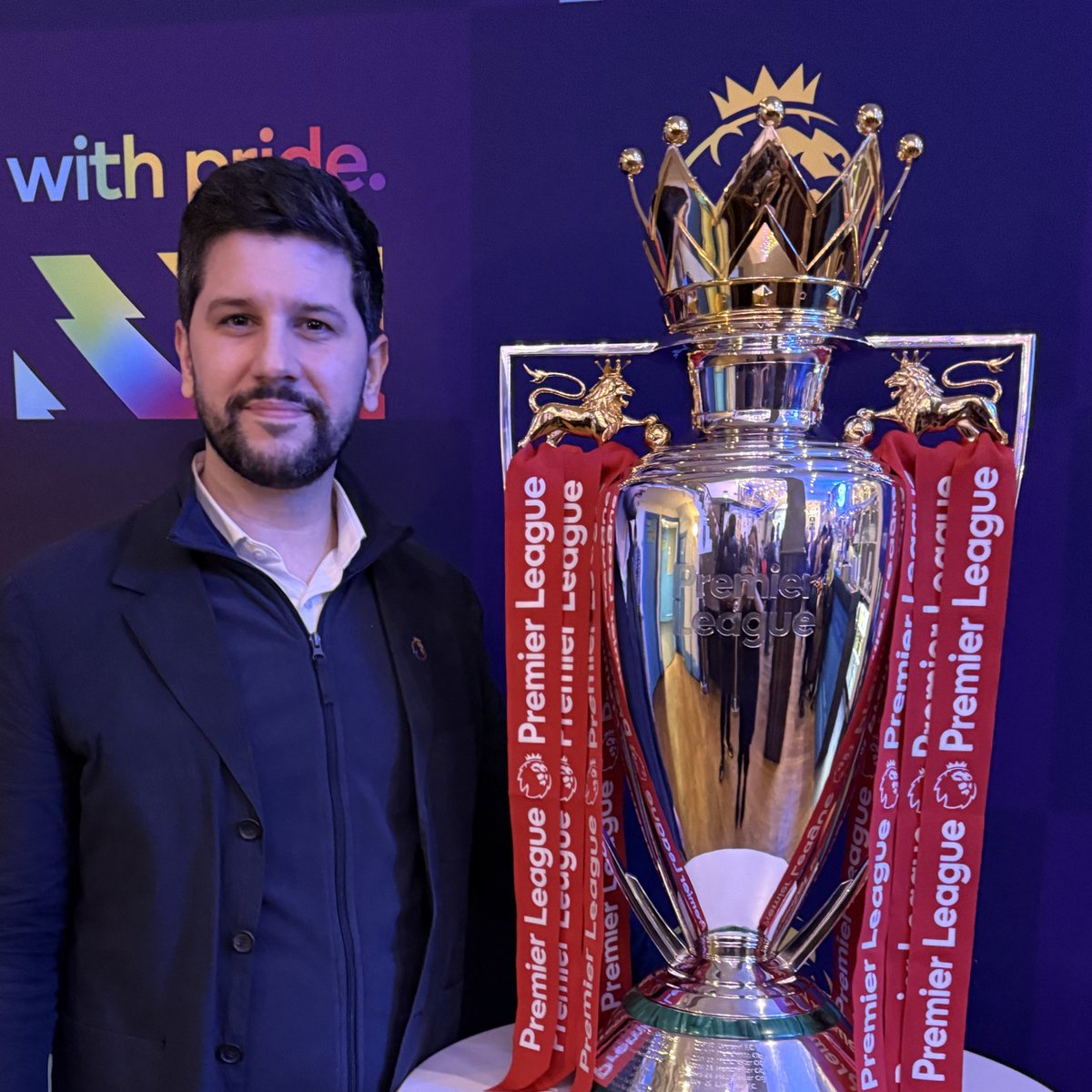 TrevorMacF's tweet image. Powerful evening @PremierLeague #WithPride event

I spent years in professional academy teams - football gave me so much, but the culture could feel unintentionally hostile sometimes. I stepped away.

Encouraging to see serious commitment to making the game open to everyone! ⚽🌈