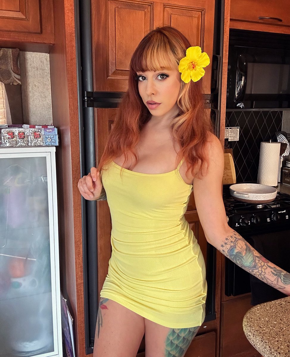 leemaleestream tweet media